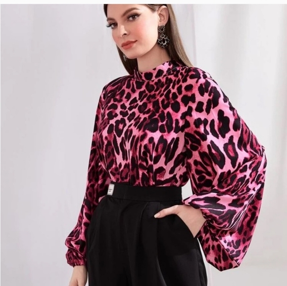 PINK LEOPARD PRINT BISHOP SLEEVE BLOUSE - Picture 4 of 6